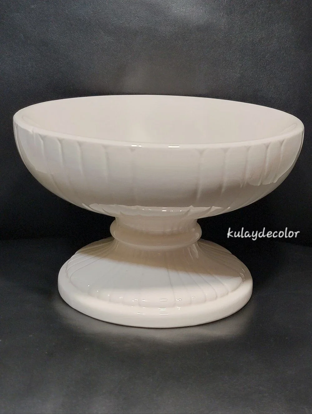 Vintage Arnart Sorrento Pedestal Bowl White Ceramic Centerpiece Compote 33/253